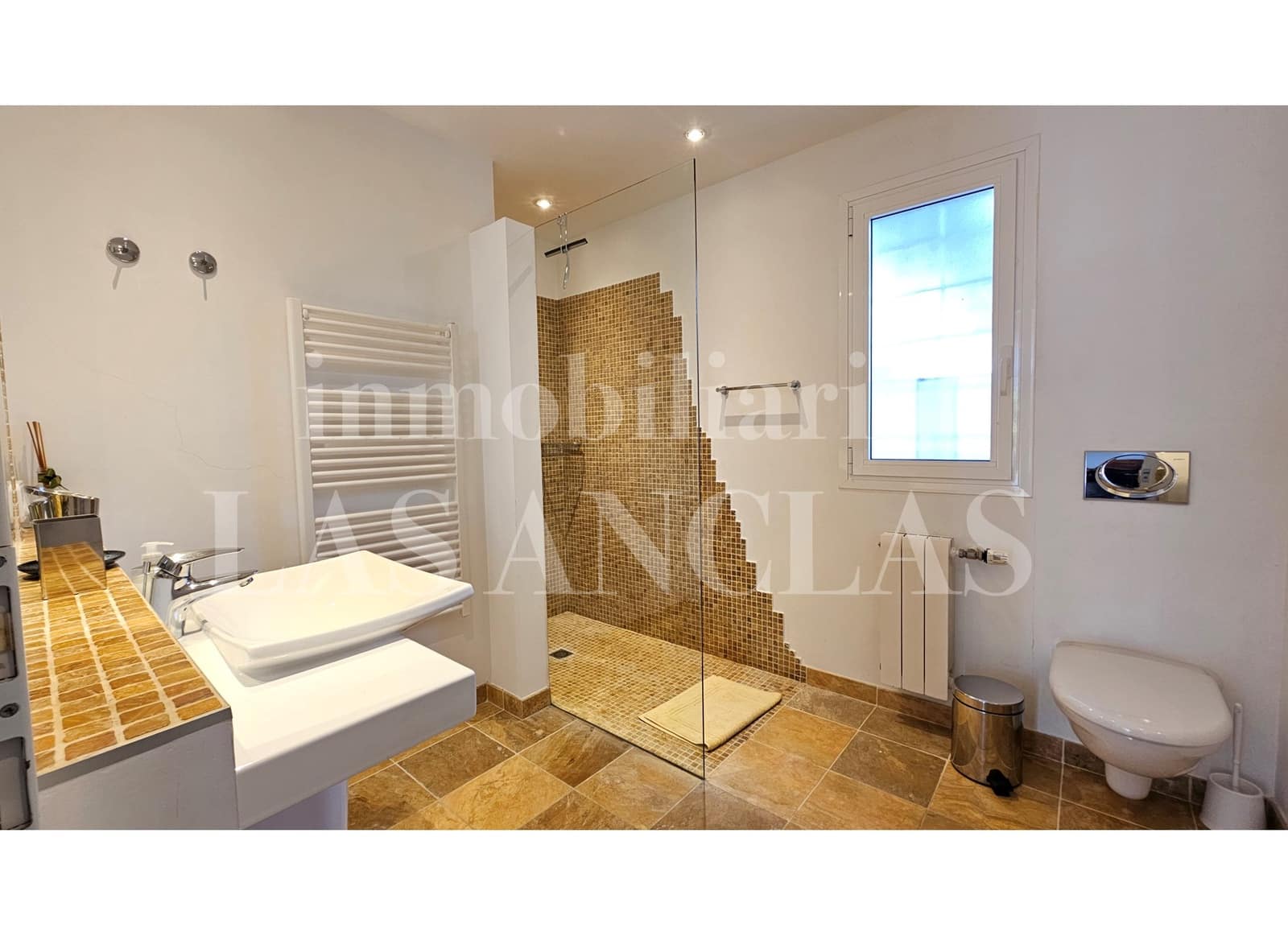 3 soverom Villa til salgs i Nuestra Senora de Jesus med svømmebasseng - € 1 850 000 (Ref: 9985878)