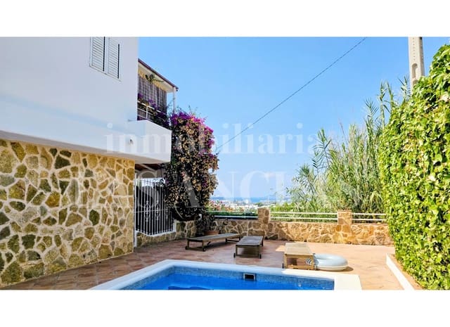 7 soverom Villa til salgs i Talamanca, Ibiza by med svømmebasseng - € 2 650 000 (Ref: 9989955)