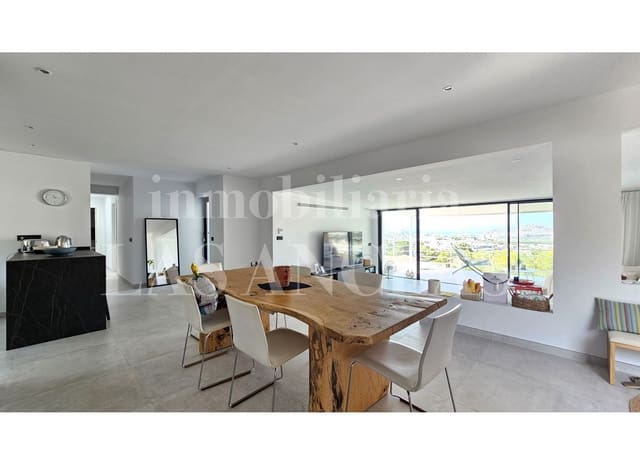 7 soverom Villa til salgs i Talamanca, Ibiza by med svømmebasseng - € 2 650 000 (Ref: 9989955)