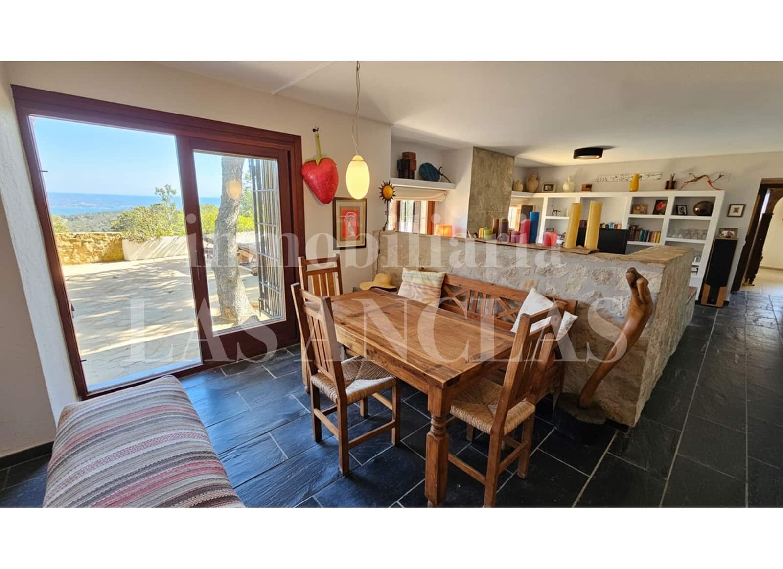 5 chambre Villa/Maison à vendre à Cala Conta avec piscine garage - 2 250 000 € (Ref: 9989956)