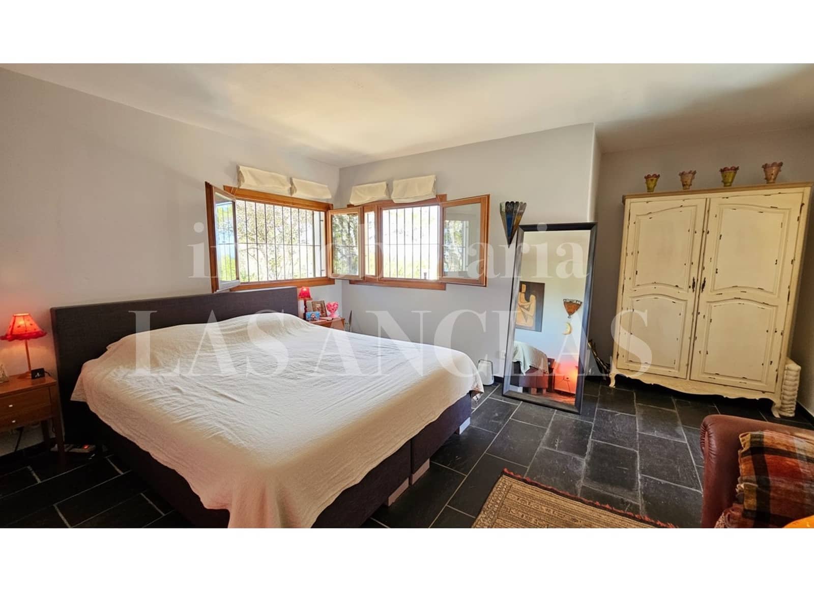 5 chambre Villa/Maison à vendre à Cala Conta avec piscine garage - 2 250 000 € (Ref: 9989956)