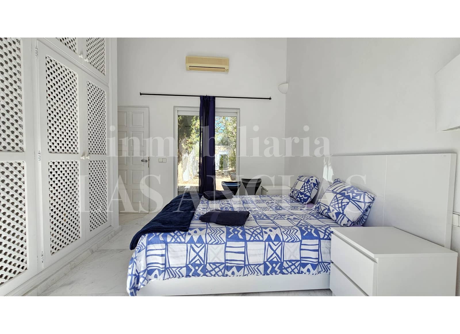 6 Zimmer Villa zu verkaufen in Nuestra Senora de Jesus mit Pool Garage - 5.750.000 € (Ref: 9993667)