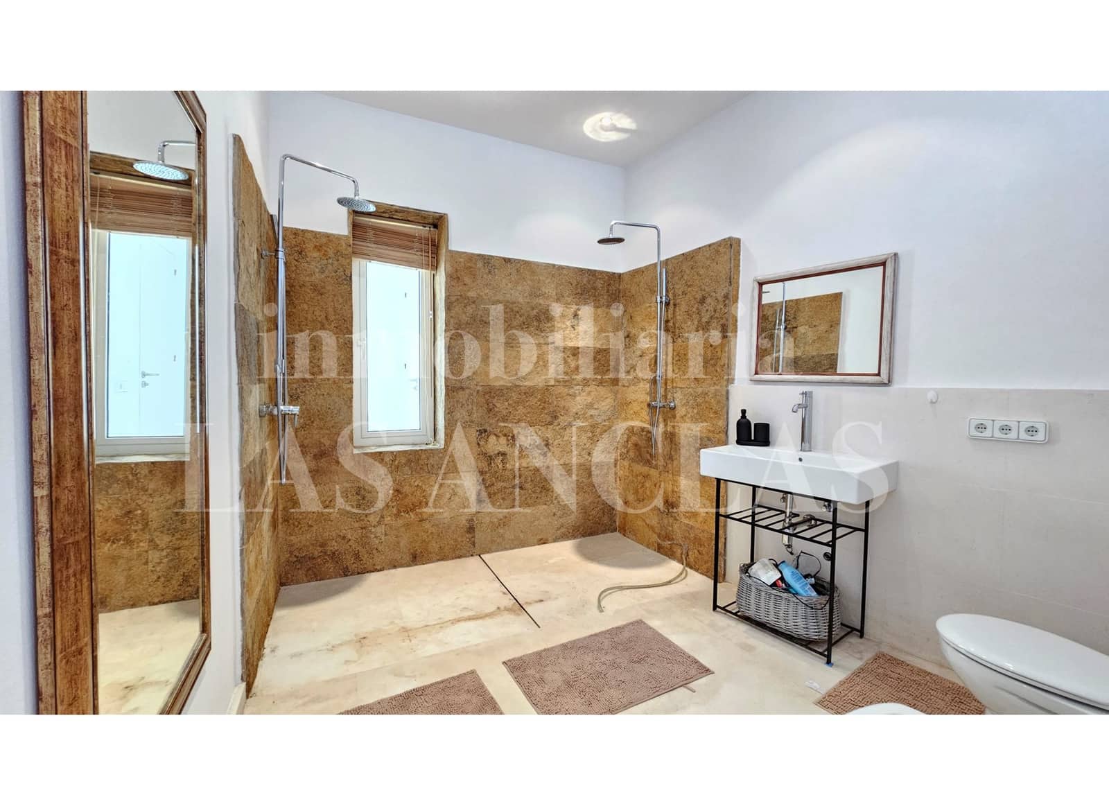 6 Zimmer Villa zu verkaufen in Nuestra Senora de Jesus mit Pool Garage - 5.750.000 € (Ref: 9993667)