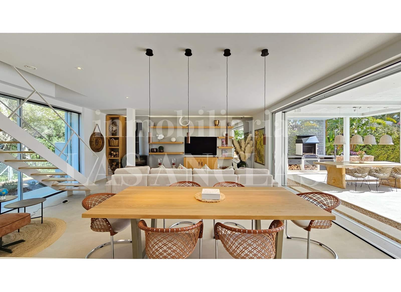 3 quarto Moradia para venda em Cala Llenya com piscina - 2 680 000 € (Ref: 9997696)