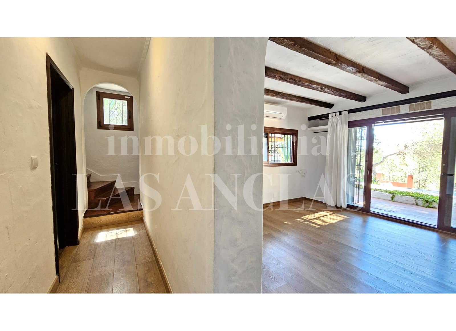 2 Zimmer Villa zu verkaufen in Santa Eulalia / Santa Eularia mit Pool - 1.275.000 € (Ref: 9999366)