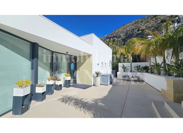 4 Zimmer Villa zu verkaufen in Altea mit Pool Garage - 3.150.000 € (Ref: 9999713)