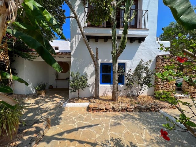 7 bedroom Villa for sale in Sant Rafael de Sa Creu, Sant Antoni de Portmany with pool garage - € 3,500,000 (Ref: 10015012)