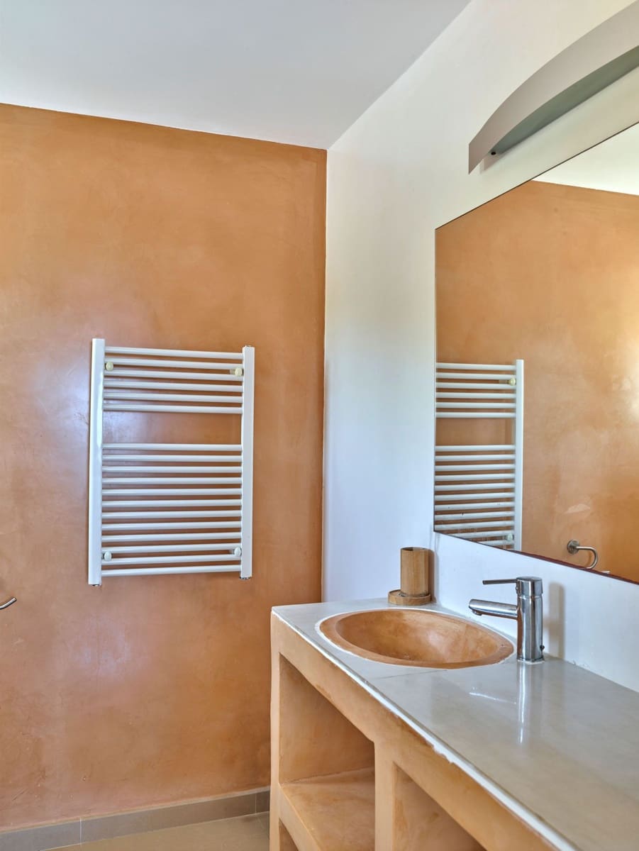6 bedroom Villa for sale in Cala Bassa with pool garage - € 3,150,000 (Ref: 10034845)