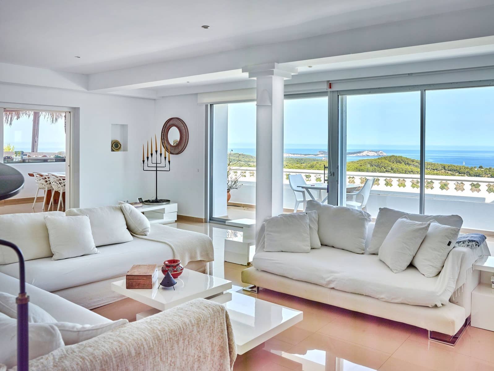 6 bedroom Villa for sale in Cala Bassa with pool garage - € 3,150,000 (Ref: 10034845)