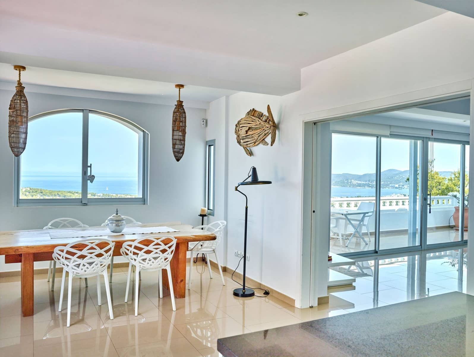 6 bedroom Villa for sale in Cala Bassa with pool garage - € 3,150,000 (Ref: 10034845)