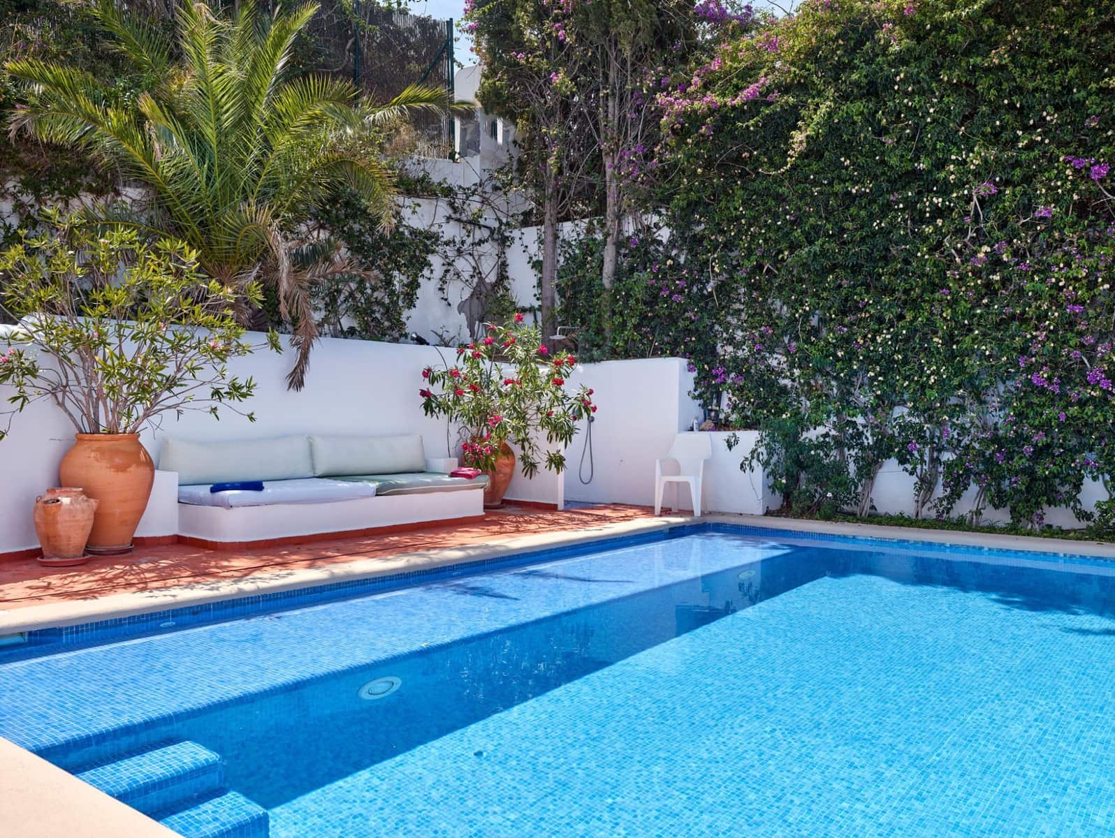 6 bedroom Villa for sale in Cala Bassa with pool garage - € 3,150,000 (Ref: 10034845)