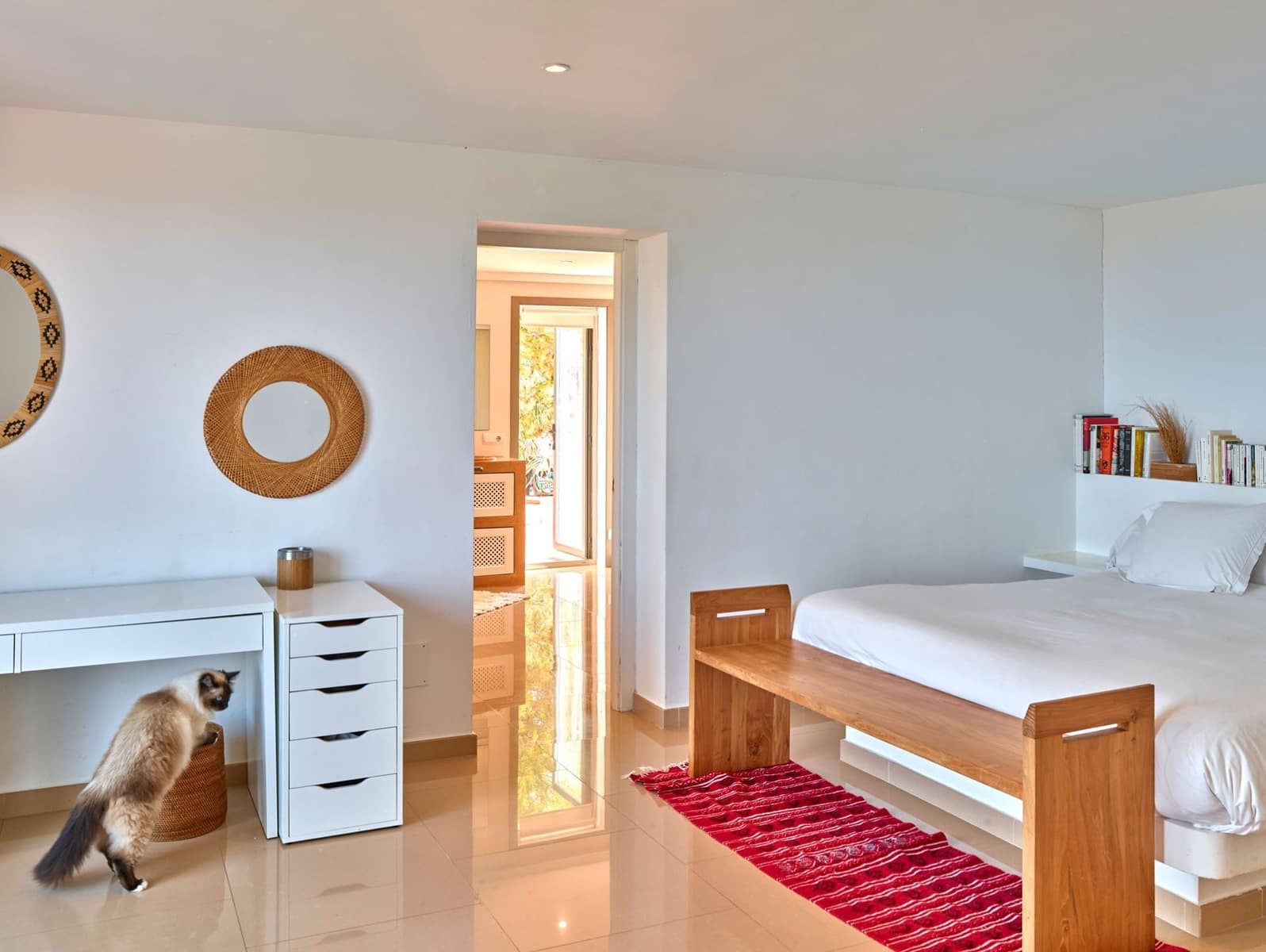 6 bedroom Villa for sale in Cala Bassa with pool garage - € 3,150,000 (Ref: 10034845)