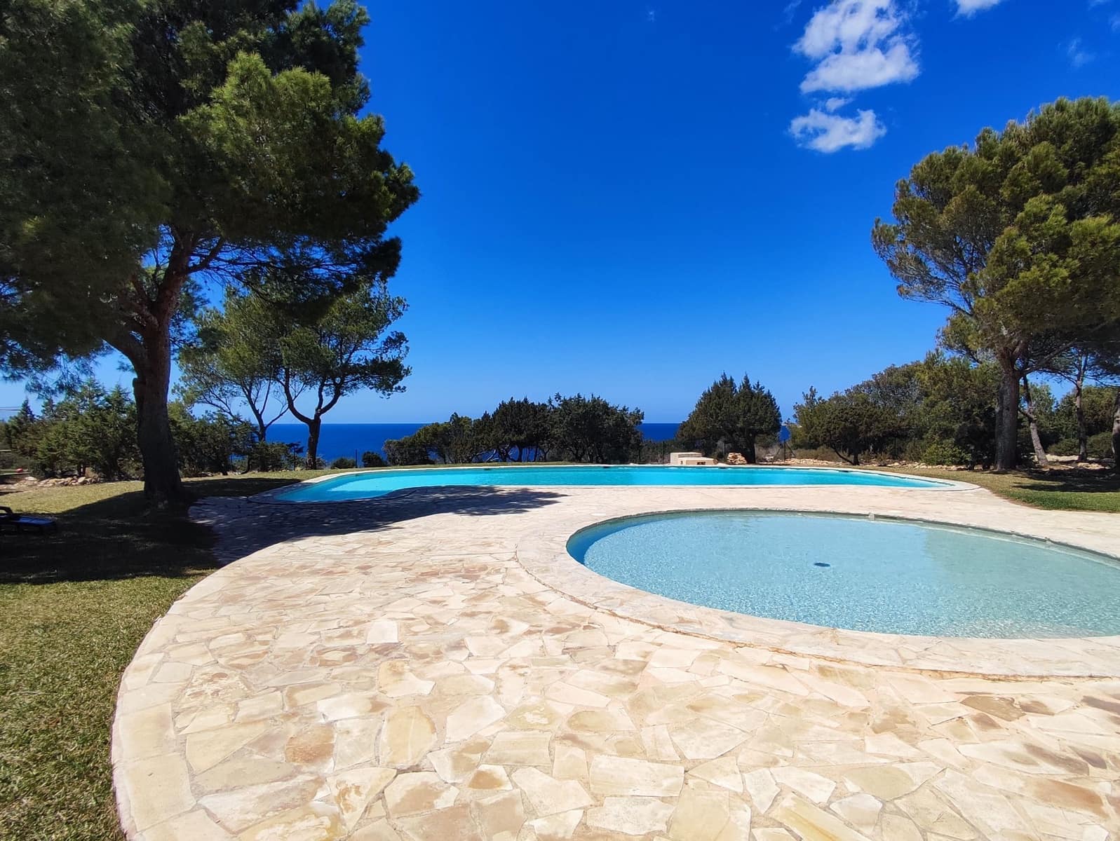 2 chambre Villa/Maison à vendre à Cala Tarida avec piscine garage - 995 000 € (Ref: 7668231)