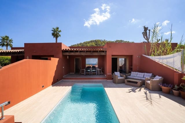 Chalet de 2 habitaciones en Cala Tarida, San Jose / Sant Josep de Sa Talaia en venta con piscina garaje - 995.000 € (Ref: 7668231)