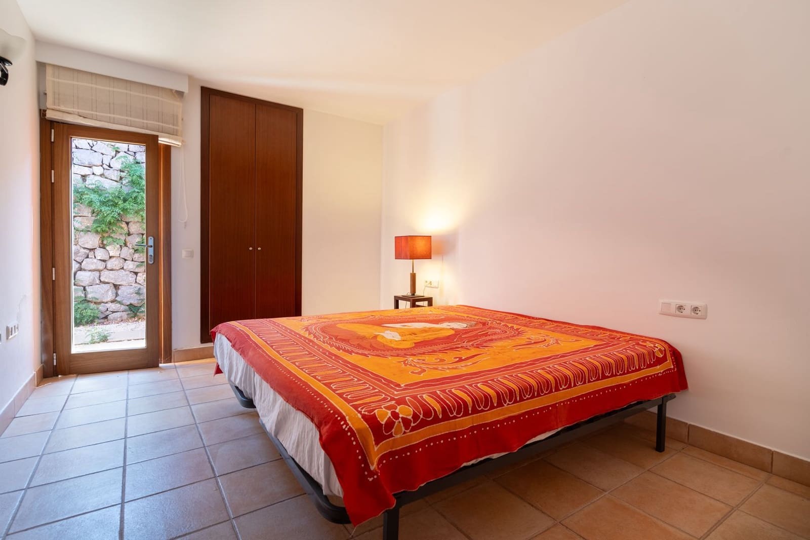 2 chambre Villa/Maison à vendre à Cala Tarida avec piscine garage - 995 000 € (Ref: 7668231)