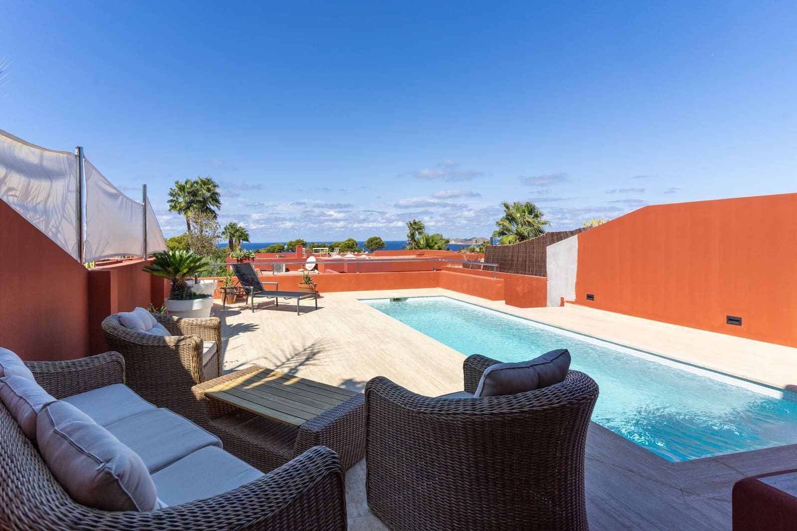 2 chambre Villa/Maison à vendre à Cala Tarida avec piscine garage - 995 000 € (Ref: 7668231)