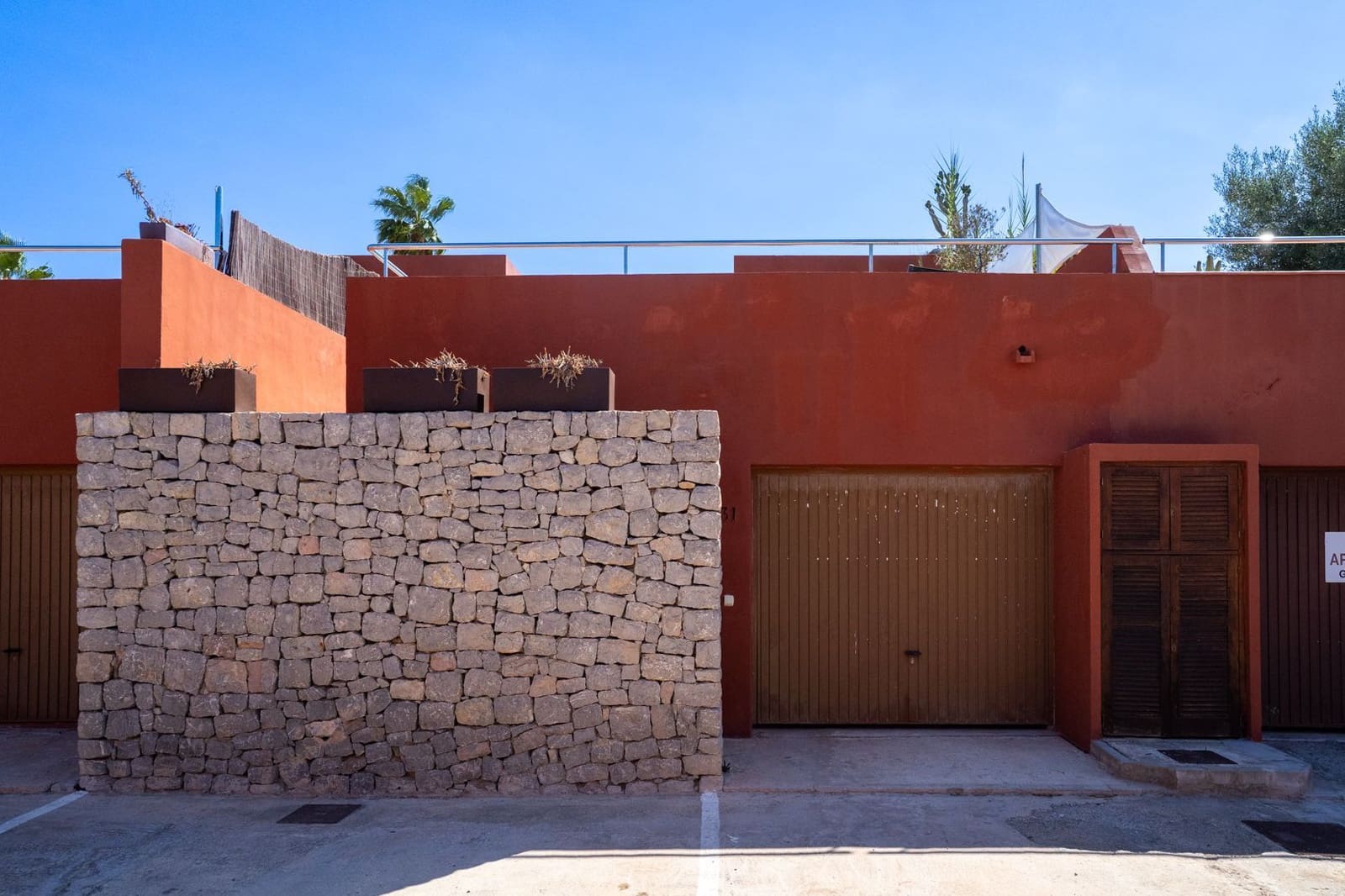 2 chambre Villa/Maison à vendre à Cala Tarida avec piscine garage - 995 000 € (Ref: 7668231)