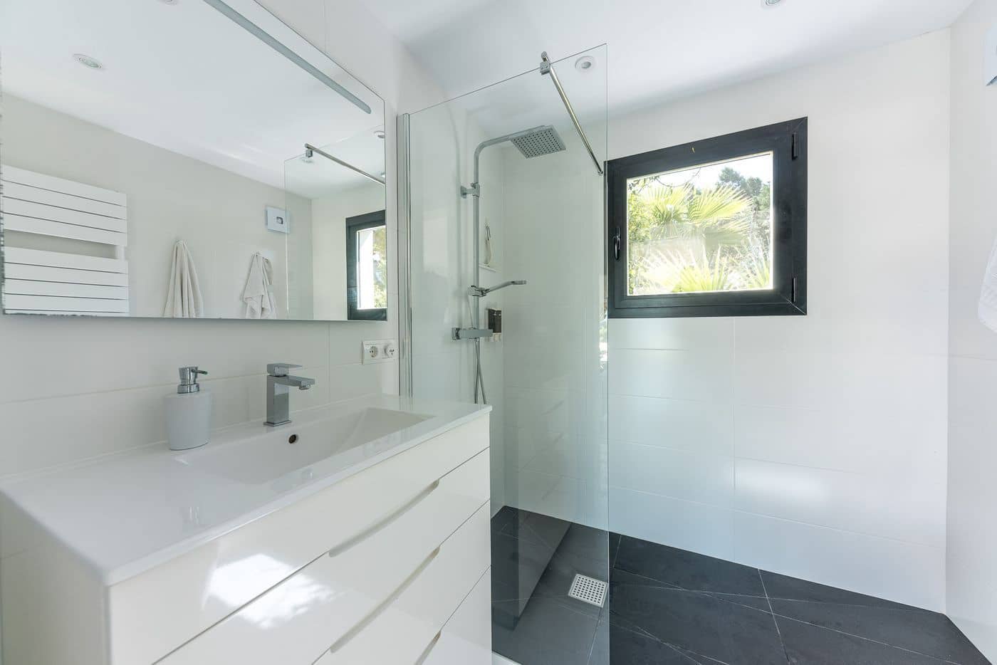 2 bedroom Villa for sale in Cala Vadella with pool - € 990,000 (Ref: 8016355)