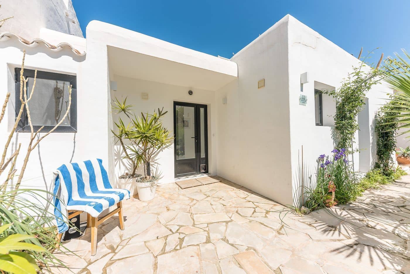 2 bedroom Villa for sale in Cala Vadella with pool - € 990,000 (Ref: 8016355)