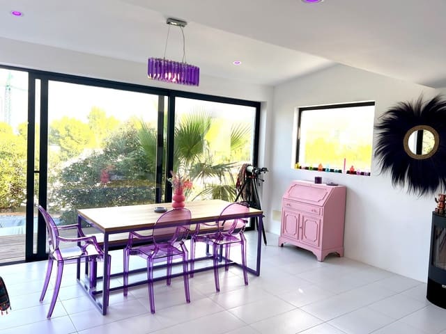 2 bedroom Villa for sale in Cala Vadella, San Jose / Sant Josep de Sa Talaia with pool - € 990,000 (Ref: 8016355)