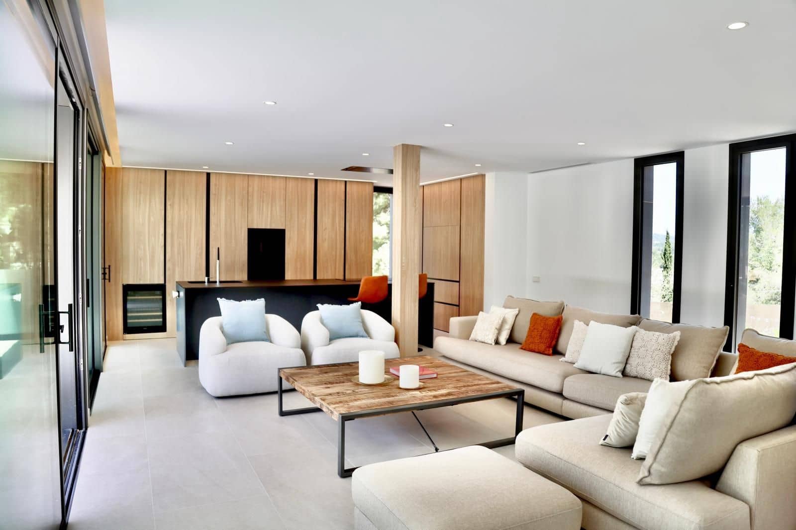 5 soveværelse Villa til salg i Roca Llisa med swimmingpool garage - € 2.950.000 (Ref: 8227590)