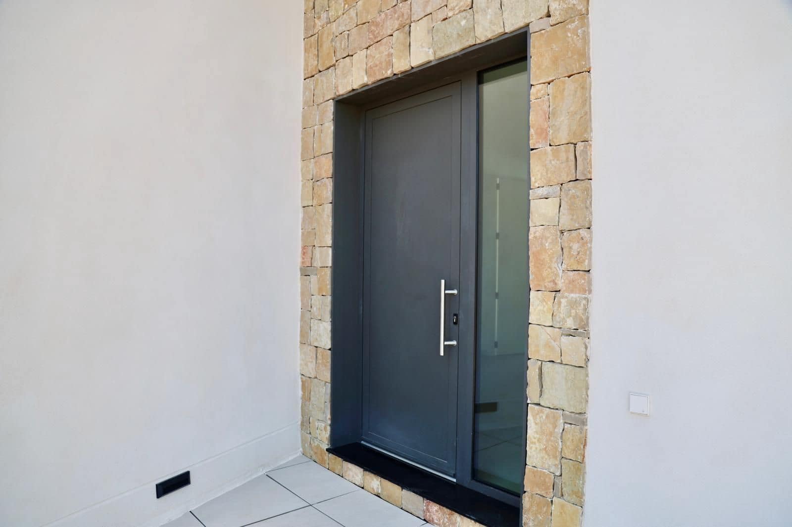 5 soveværelse Villa til salg i Roca Llisa med swimmingpool garage - € 2.950.000 (Ref: 8227590)