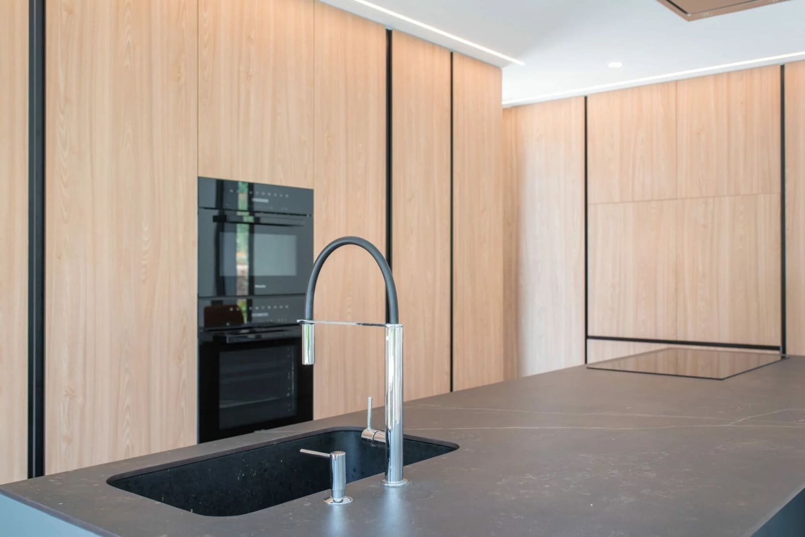 5 soveværelse Villa til salg i Roca Llisa med swimmingpool garage - € 2.950.000 (Ref: 8227590)