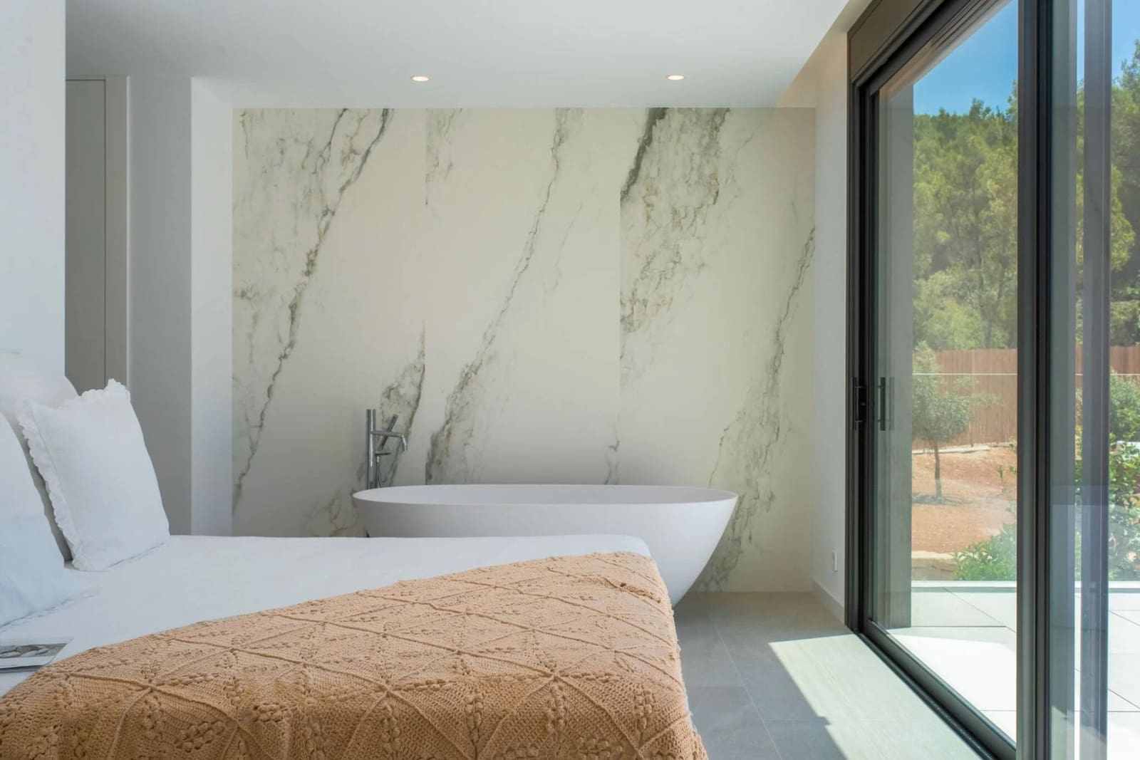 5 soveværelse Villa til salg i Roca Llisa med swimmingpool garage - € 2.950.000 (Ref: 8227590)