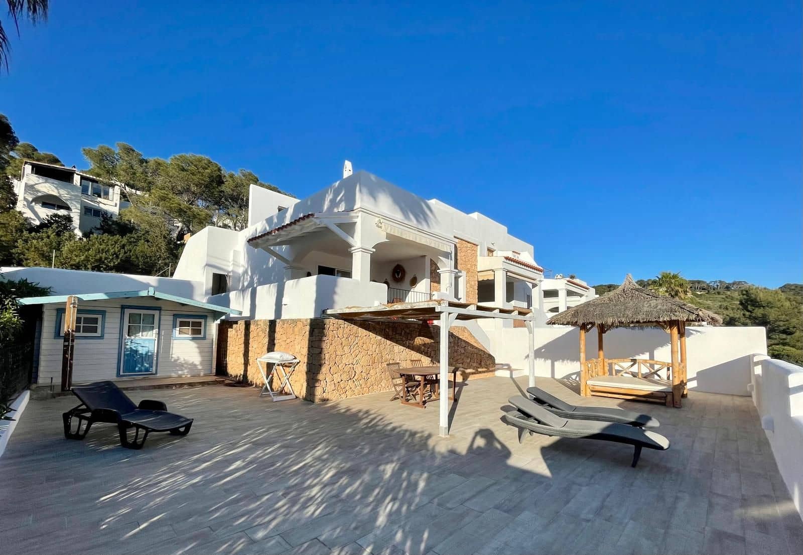 3 chambre Villa/Maison à vendre à Cala Vadella avec piscine garage - 895 000 € (Ref: 8801376)