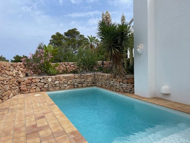 2 soverom Villa til salgs i San Jose / Sant Josep de Sa Talaia med svømmebasseng - € 1 195 000 (Ref: 9073100)