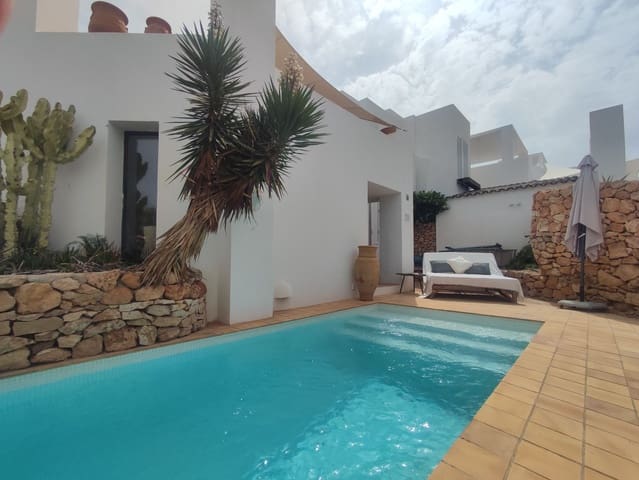 2 soverom Villa til salgs i San Jose / Sant Josep de Sa Talaia med svømmebasseng - € 1 195 000 (Ref: 9073100)