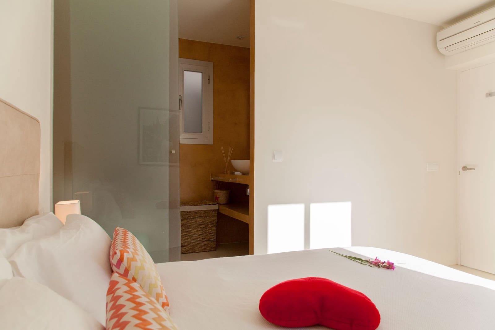 2 soveværelse Lejlighed til salg i Cala Vadella med swimmingpool - € 585.000 (Ref: 9111824)