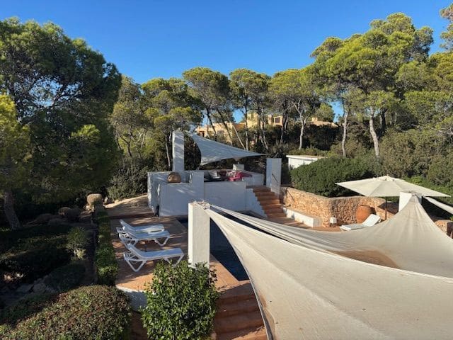 4 bedroom Villa for sale in San Jose / Sant Josep de Sa Talaia with pool garage - € 1,850,000 (Ref: 9294149)