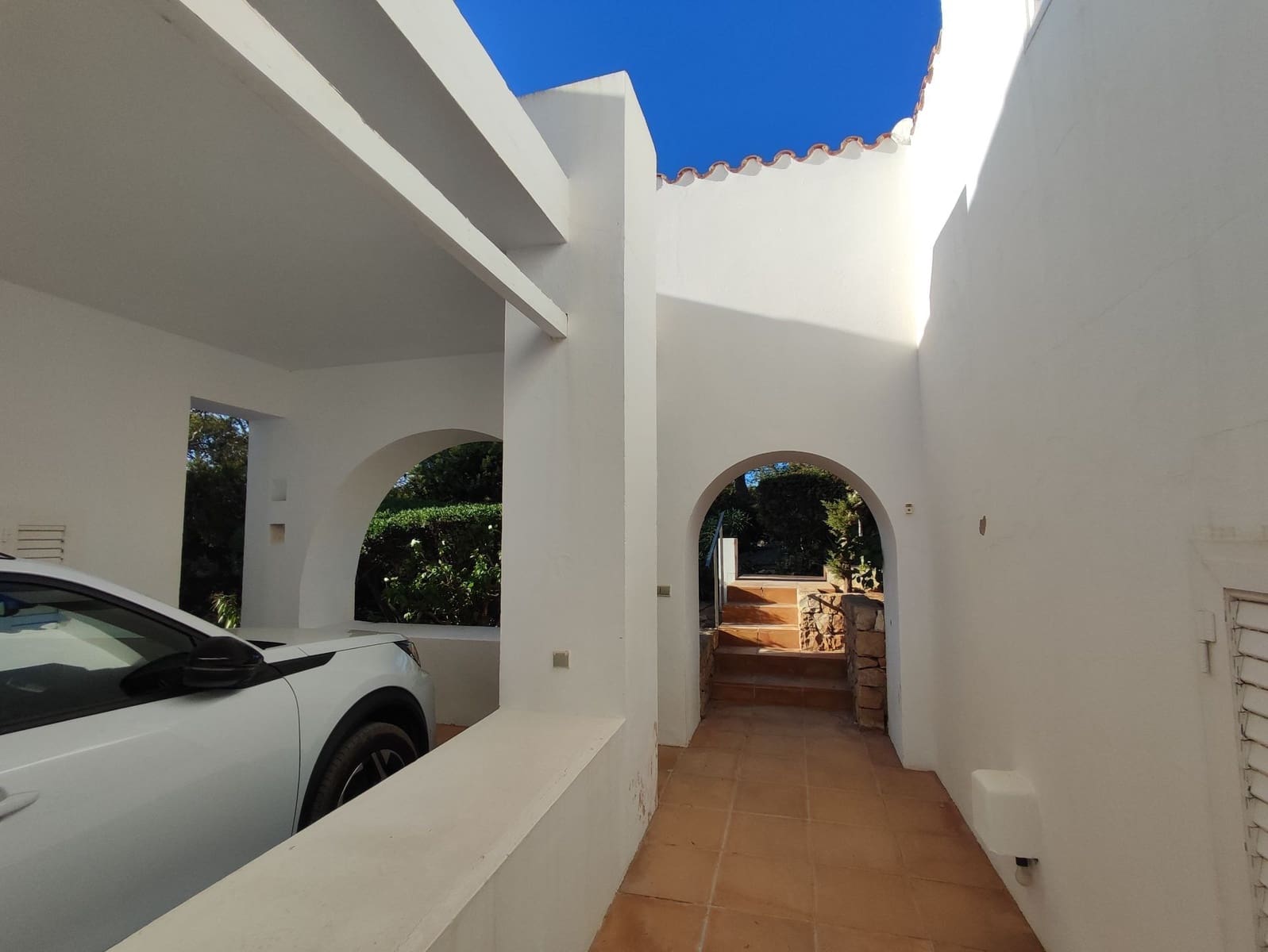 4 bedroom Villa for sale in San Jose / Sant Josep de Sa Talaia with pool garage - € 1,850,000 (Ref: 9294149)