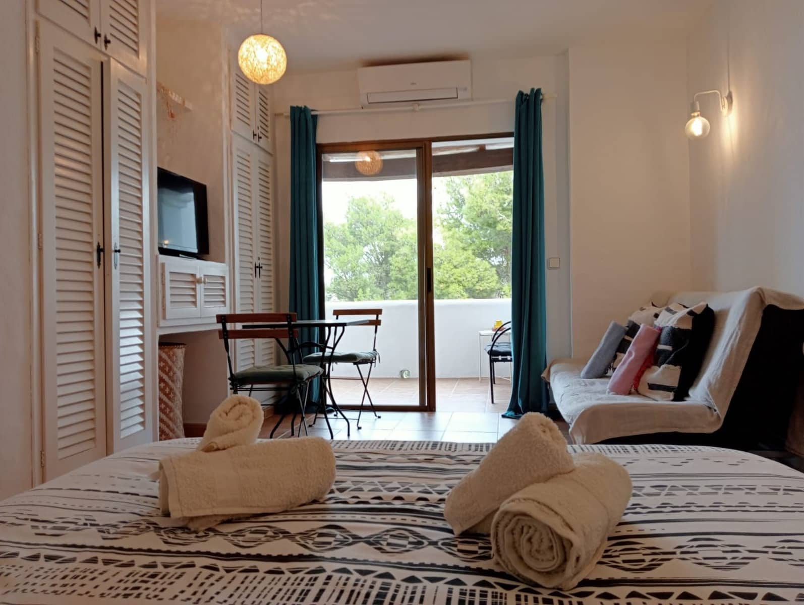 1 bedroom Apartment for sale in Cala Vadella - € 350,000 (Ref: 9300421)