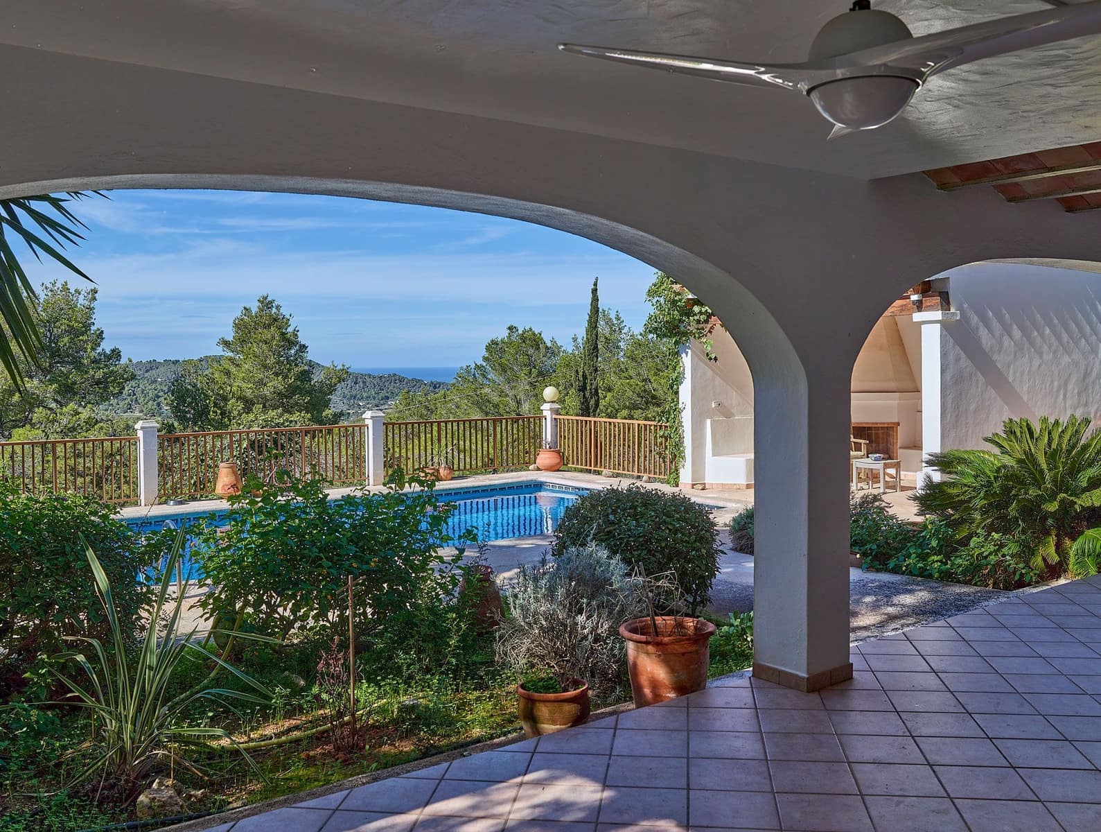 Chalet de 4 habitaciones en San Jose / Sant Josep de Sa Talaia en venta con piscina garaje - 2.490.000 € (Ref: 9353110)