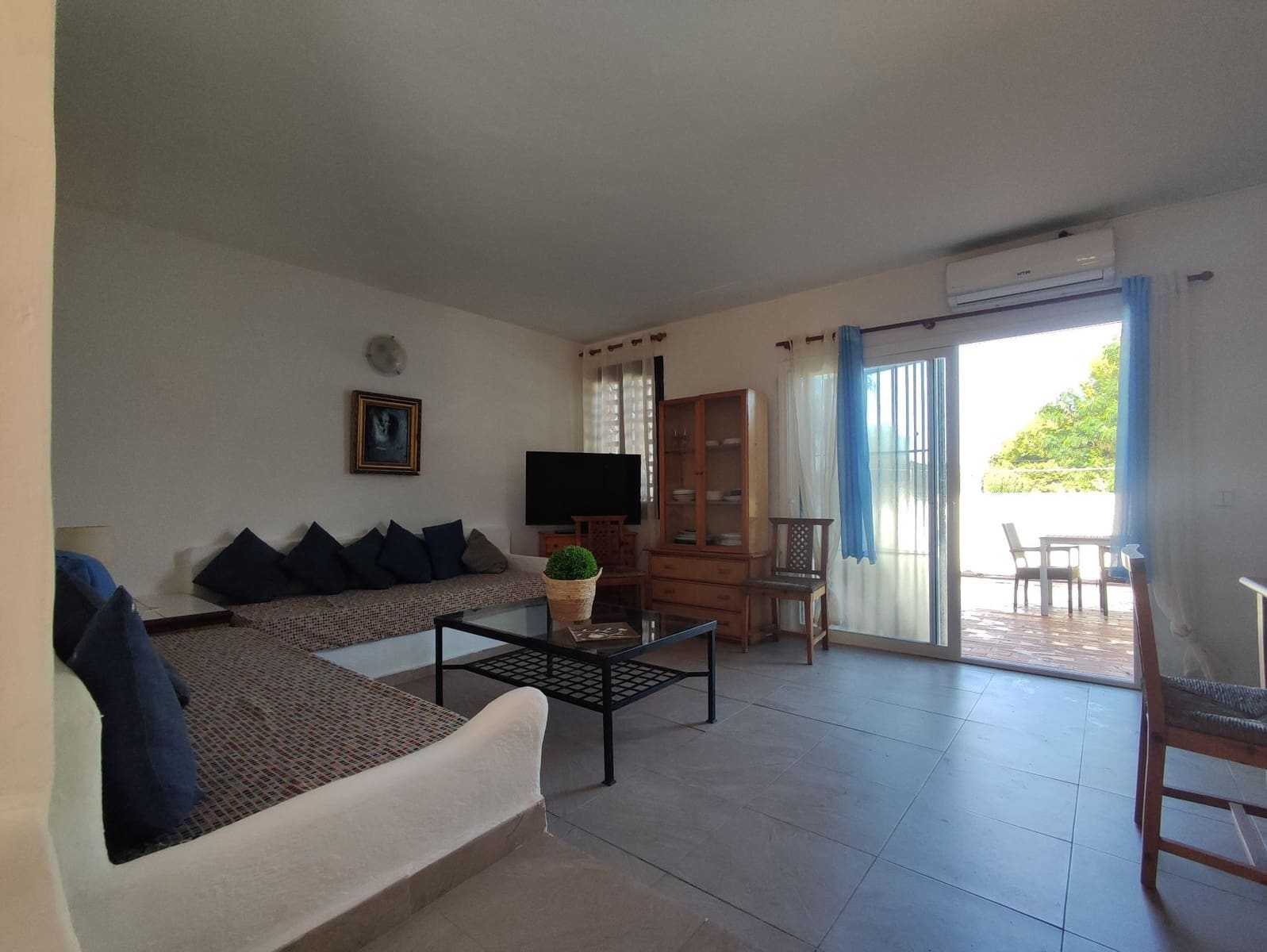 2 bedroom Villa for sale in Cala Tarida - € 635,000 (Ref: 9400333)