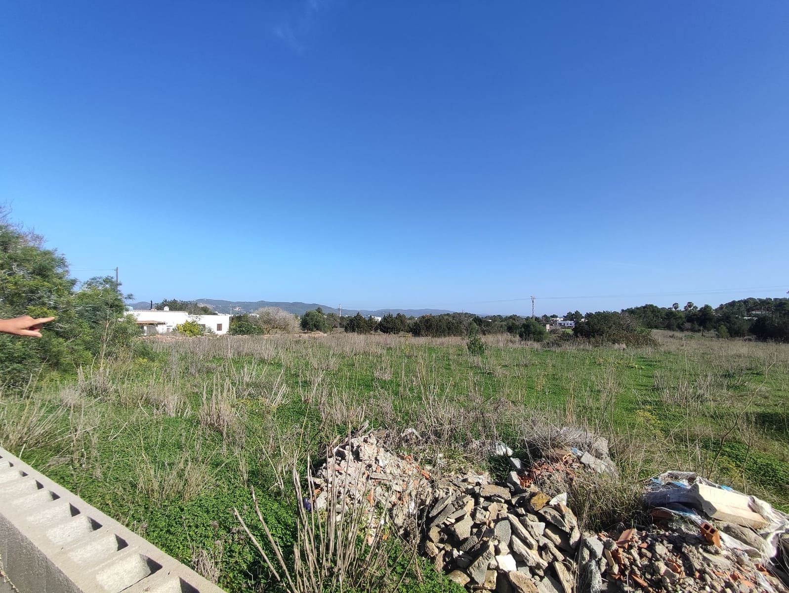 Grunde uden byggetilladelser til salg i Sant Agusti des Vedra - € 1.690.000 (Ref: 9445749)