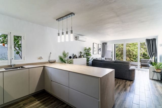 2 makuuhuone Huoneisto myytävänä paikassa Cala Vadella, San Jose / Sant Josep de Sa Talaia mukana uima-altaan - 515 000 € (Ref: 9788112)