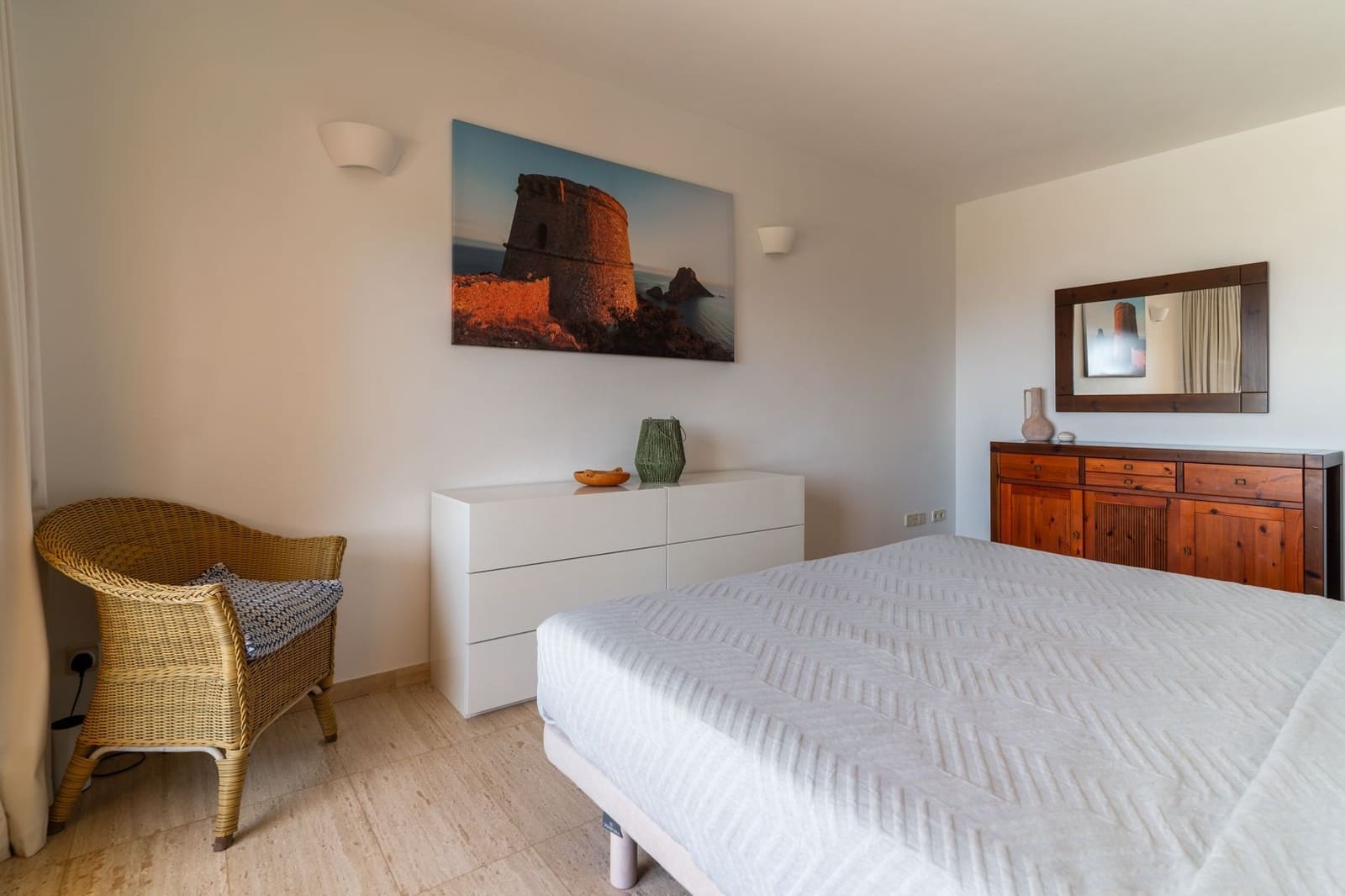 2 bedroom Apartment for sale in San Jose / Sant Josep de Sa Talaia with pool garage - € 1,295,000 (Ref: 9788113)