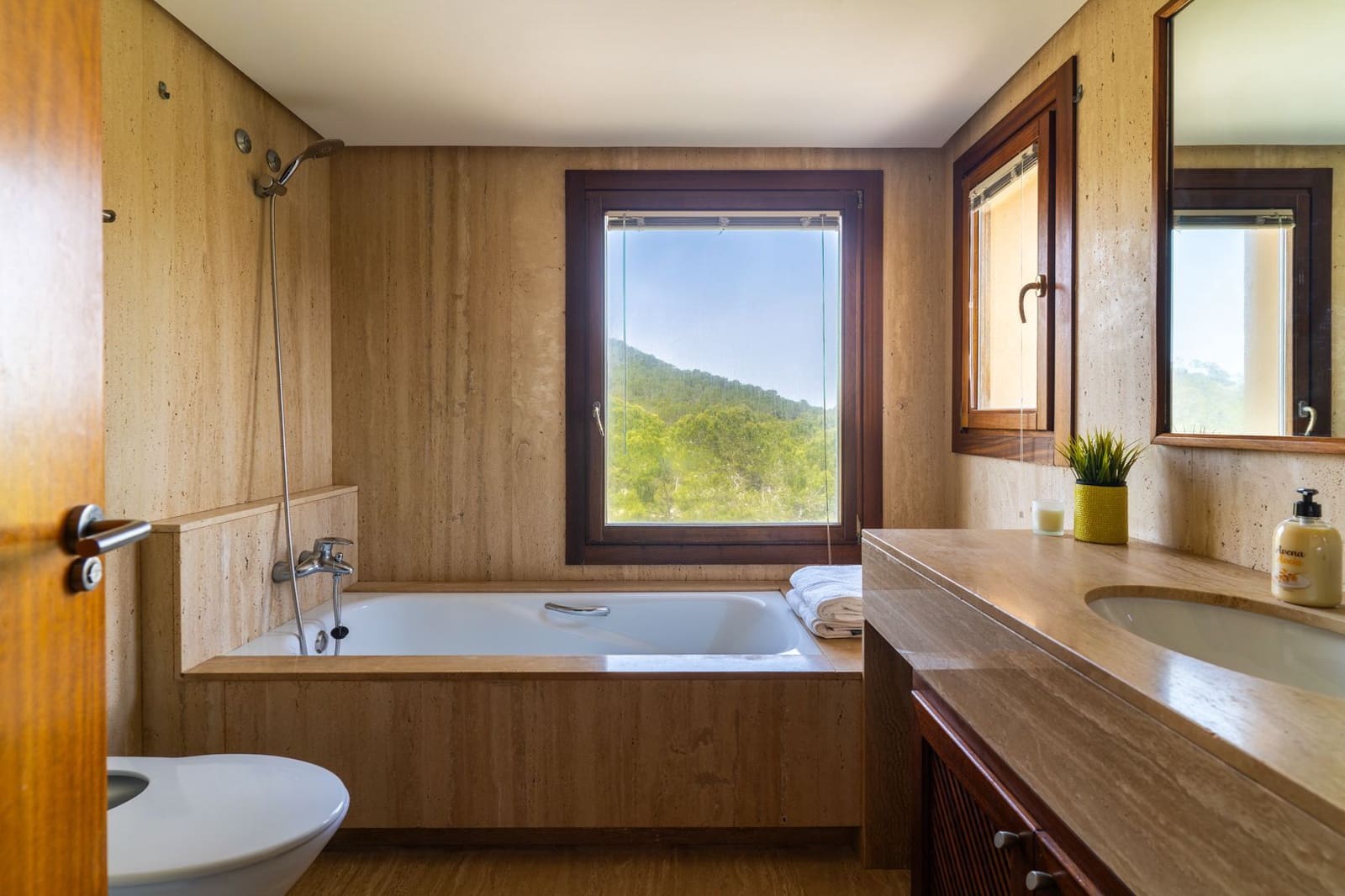 2 bedroom Apartment for sale in San Jose / Sant Josep de Sa Talaia with pool garage - € 1,295,000 (Ref: 9788113)