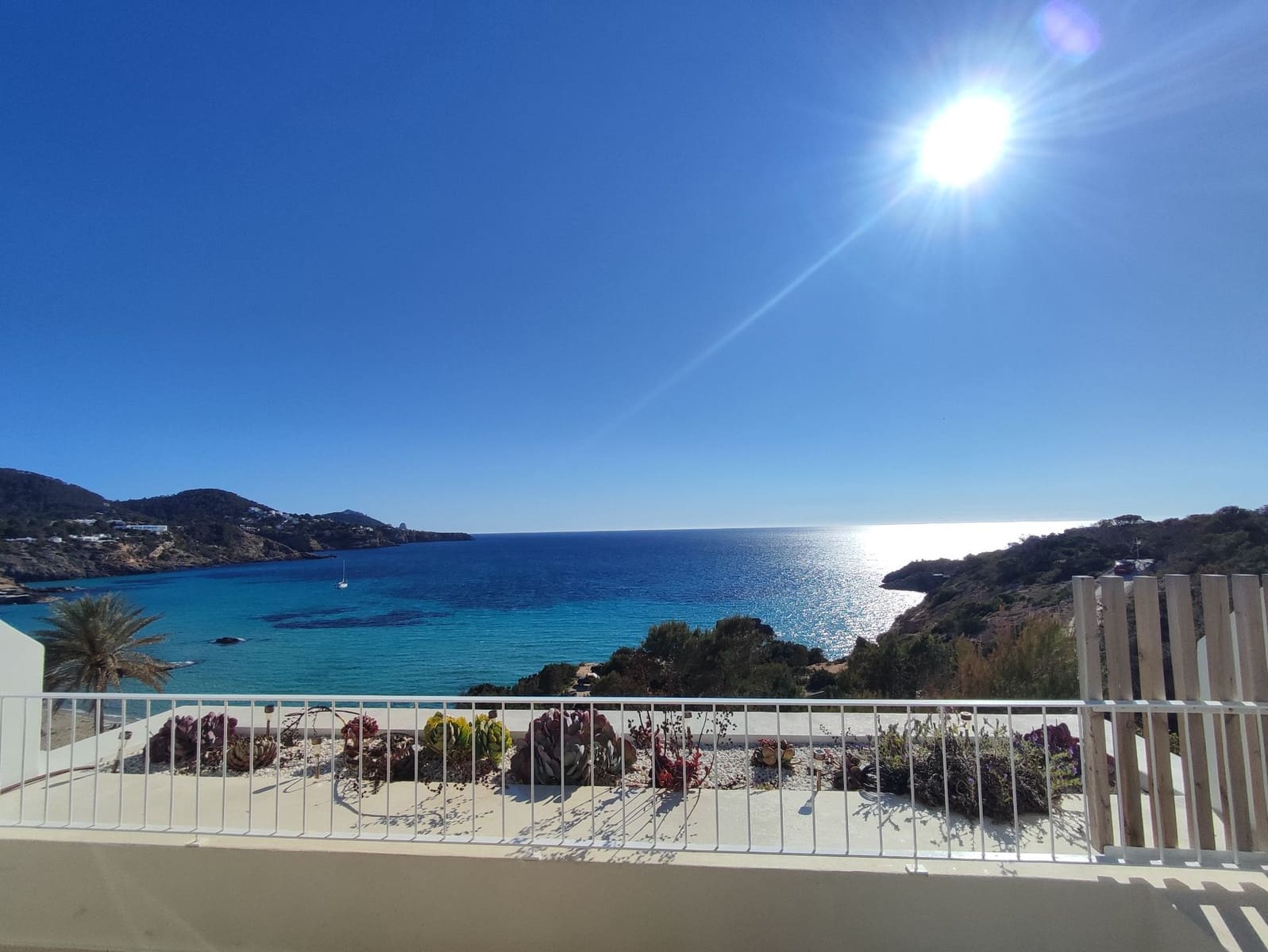 2 bedroom Apartment for sale in Cala Tarida - € 580,000 (Ref: 9807557)