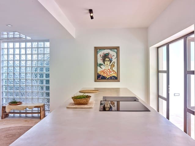 4 soveværelse Villa til salg i Cala Vadella, San Jose / Sant Josep de Sa Talaia med swimmingpool garage - € 1.630.000 (Ref: 9811126)