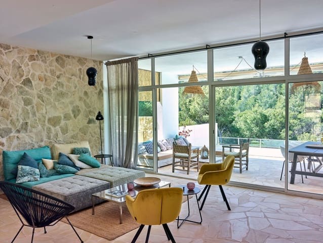 4 soveværelse Villa til salg i Cala Vadella, San Jose / Sant Josep de Sa Talaia med swimmingpool garage - € 1.630.000 (Ref: 9811126)