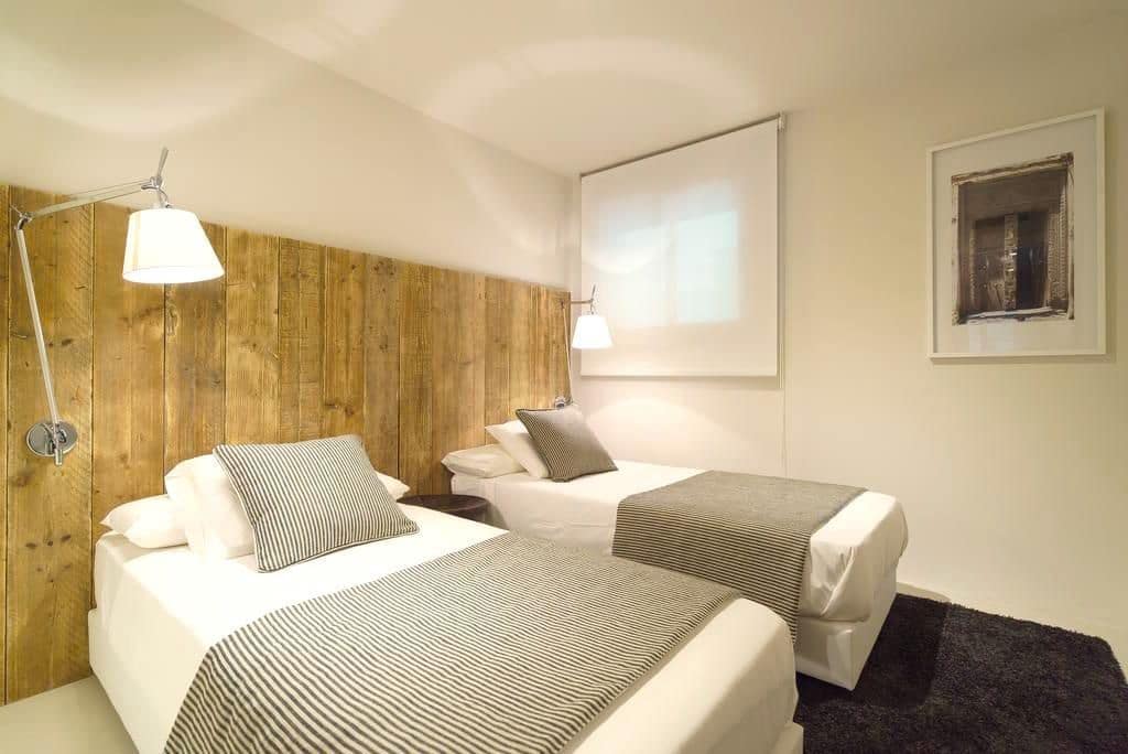 2 slaapkamer Appartement te koop in Cala Tarida met zwembad garage - € 695.000 (Ref: 9811127)