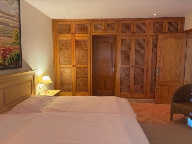 3 bedroom Villa for sale in Cala Vadella - € 2,150,000 (Ref: 9844791)