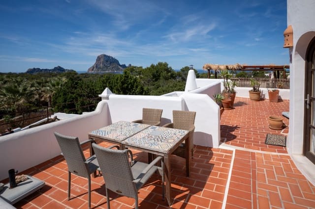 2 sovrum Villa till salu i San Jose / Sant Josep de Sa Talaia med garage - 750 000 € (Ref: 9875620)