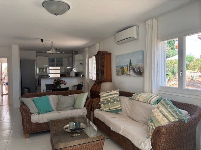 3 bedroom Villa for sale in San Jose / Sant Josep de Sa Talaia with pool garage - € 790,000 (Ref: 9937460)