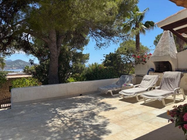 3 bedroom Villa for sale in San Jose / Sant Josep de Sa Talaia with pool garage - € 790,000 (Ref: 9937460)