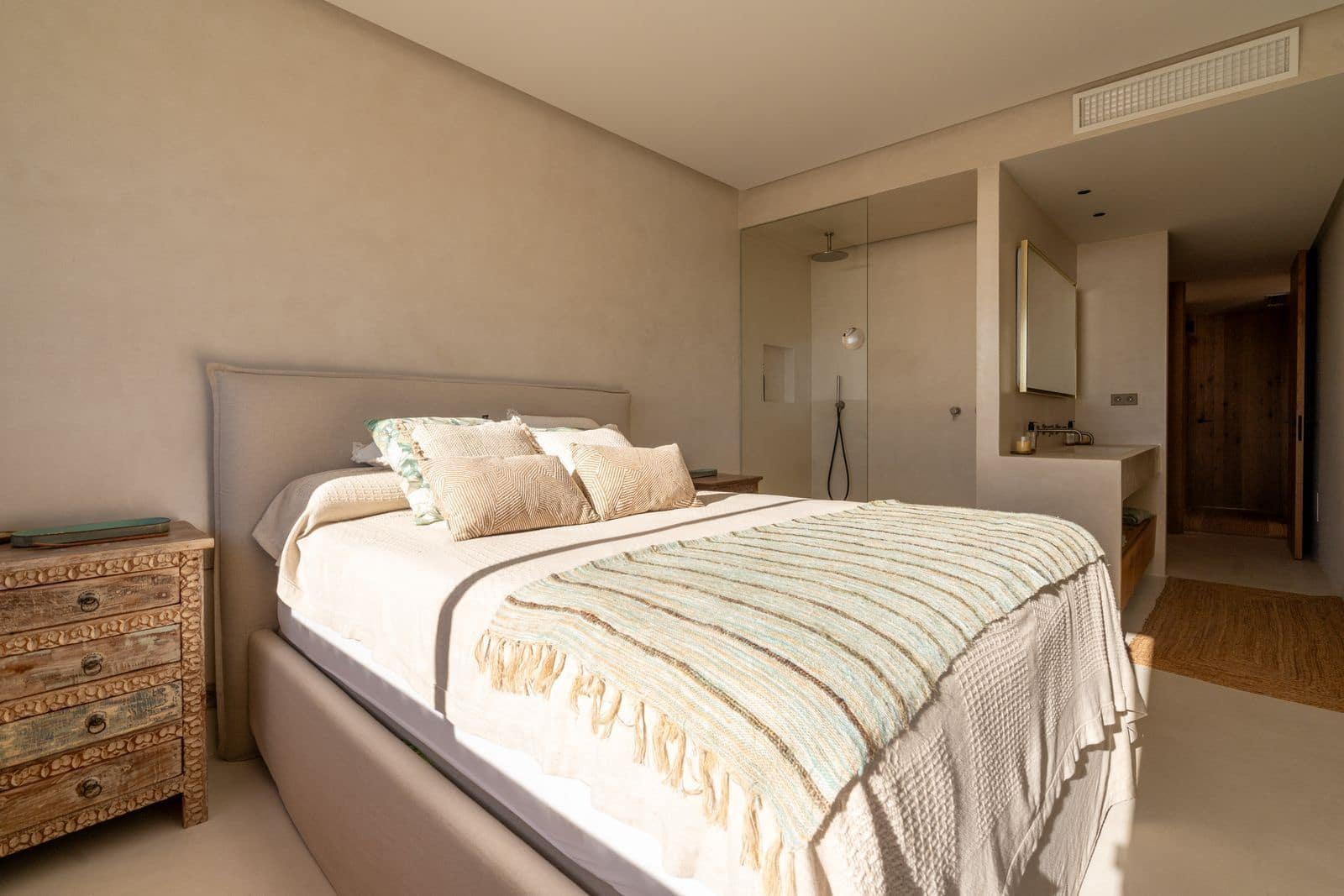 3 sypialnia Willa na sprzedaż w Cala Tarida z basenem garażem - 1 600 000 € (Ref: 9939297)